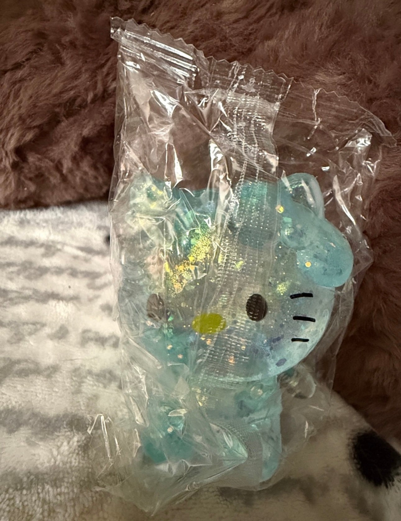 Hello Kitty Glitter Squishy(In Stock)